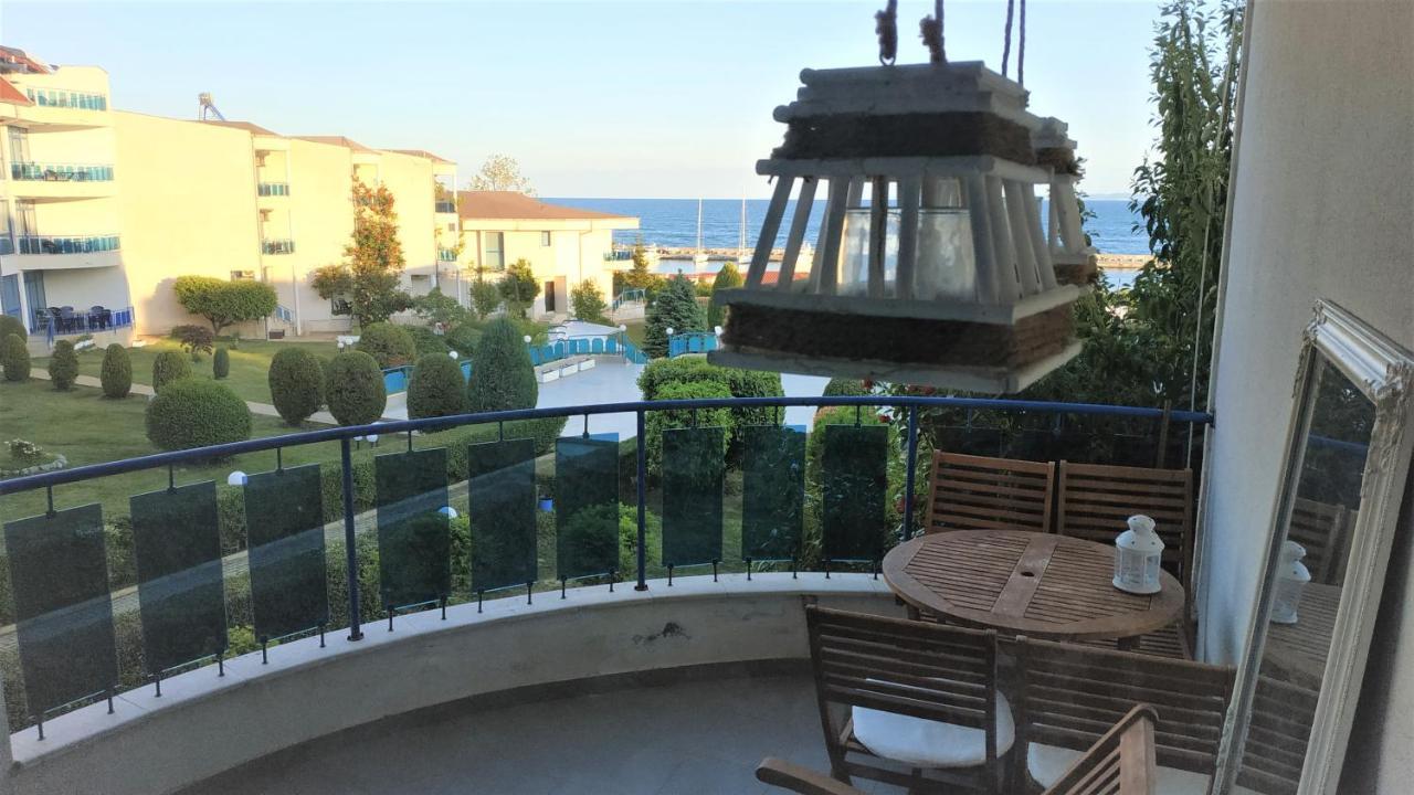 Baratero Vlas Marina Apartment Sveti Vlas Dış mekan fotoğraf