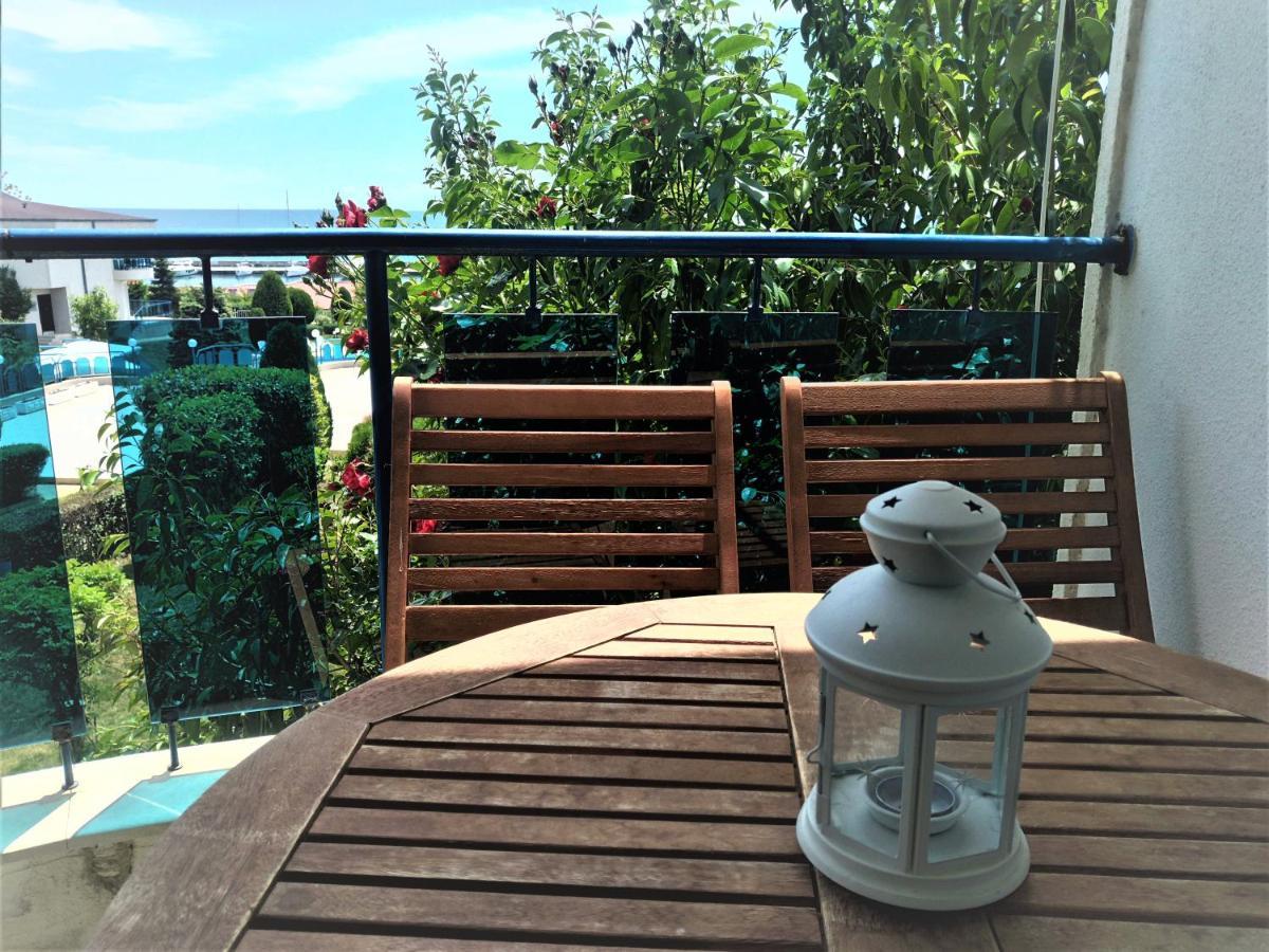 Baratero Vlas Marina Apartment Sveti Vlas Dış mekan fotoğraf