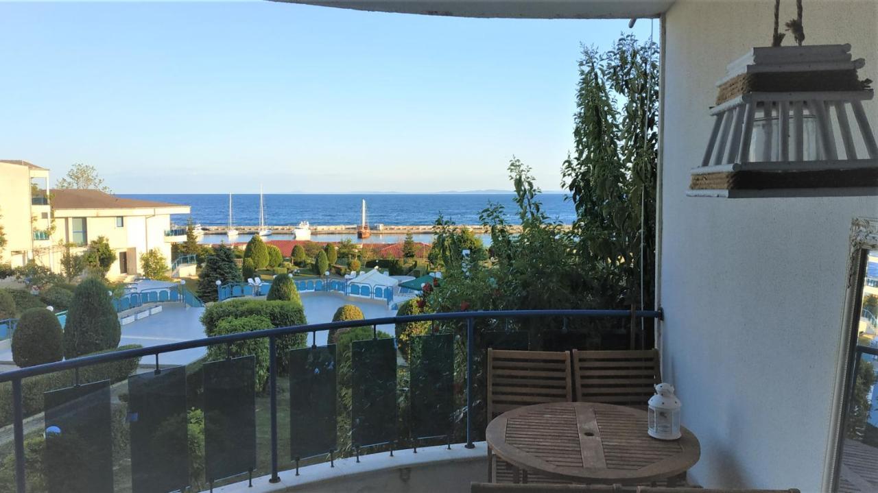 Baratero Vlas Marina Apartment Sveti Vlas Dış mekan fotoğraf