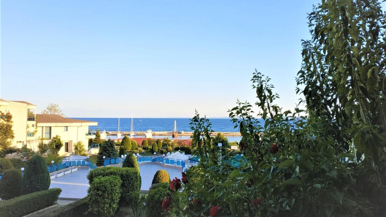 Baratero Vlas Marina Apartment Sveti Vlas Dış mekan fotoğraf