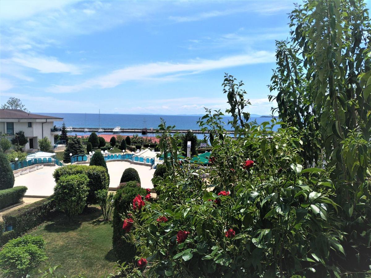 Baratero Vlas Marina Apartment Sveti Vlas Dış mekan fotoğraf