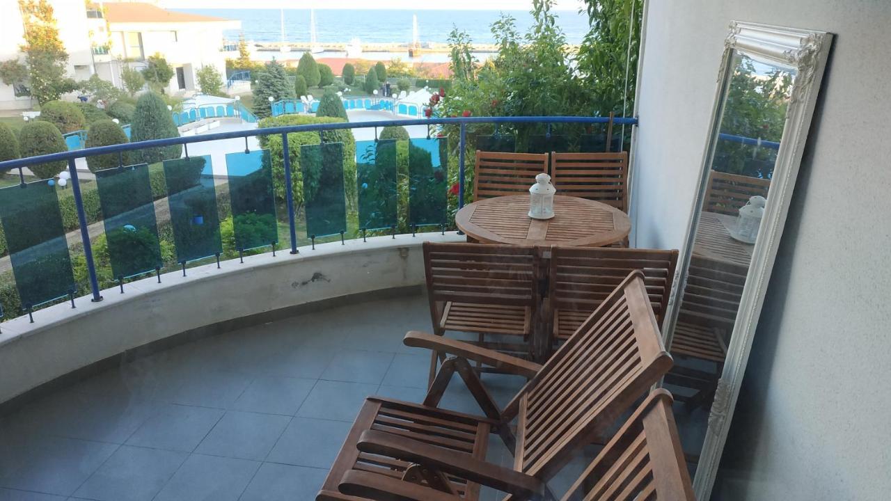 Baratero Vlas Marina Apartment Sveti Vlas Dış mekan fotoğraf