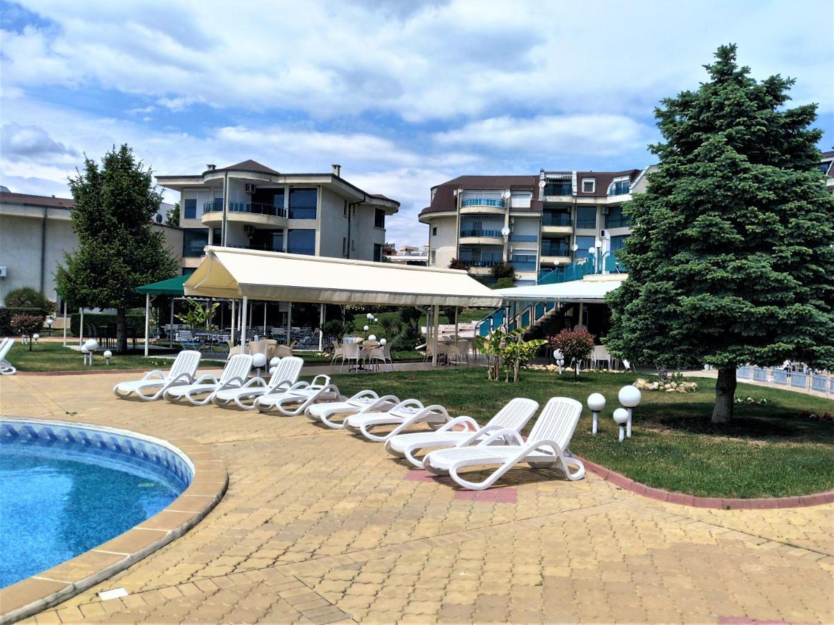 Baratero Vlas Marina Apartment Sveti Vlas Dış mekan fotoğraf