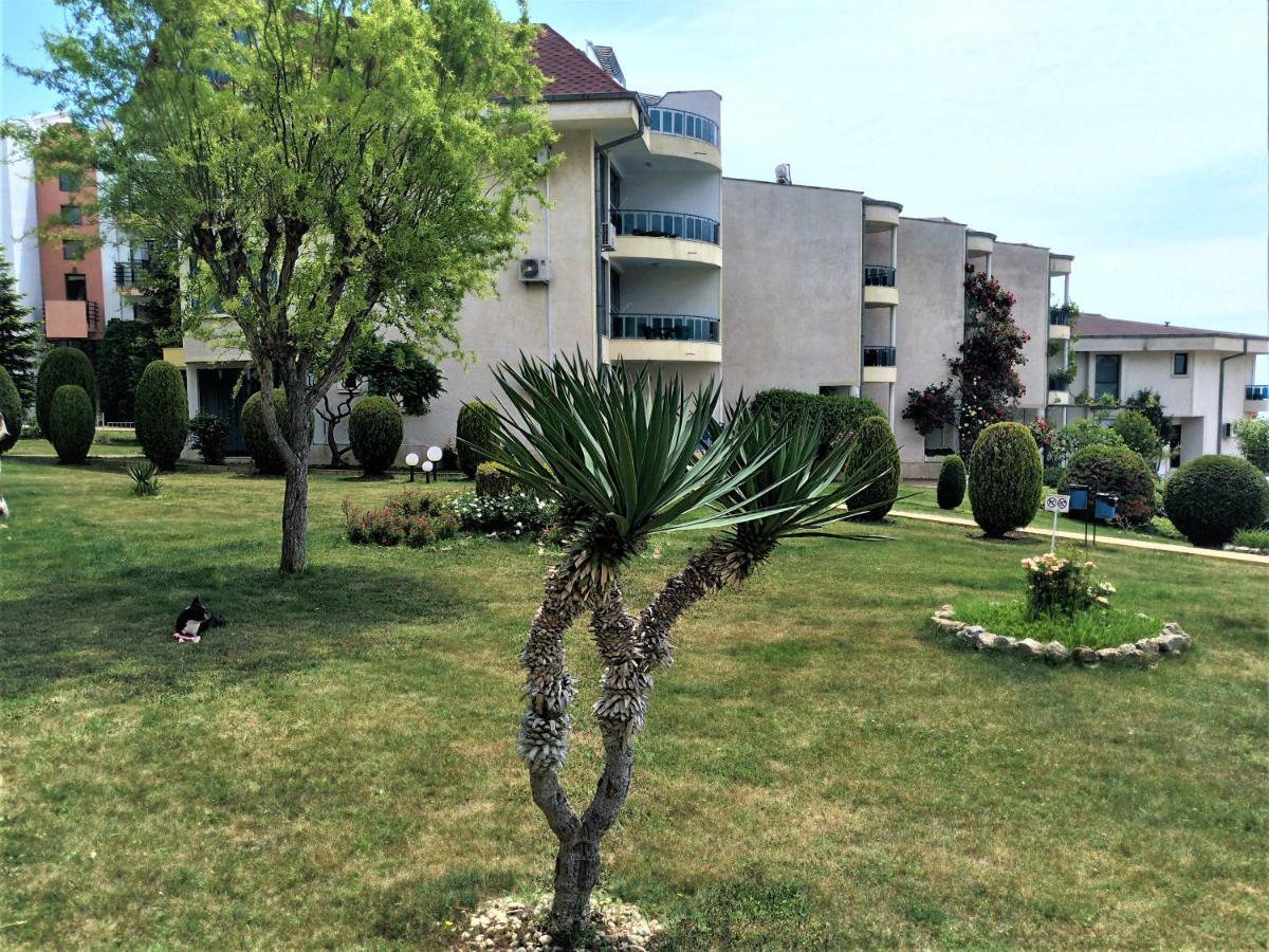 Baratero Vlas Marina Apartment Sveti Vlas Dış mekan fotoğraf