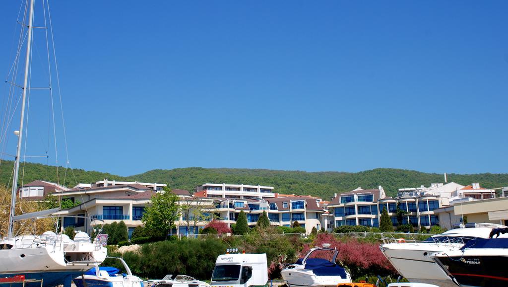 Baratero Vlas Marina Apartment Sveti Vlas Dış mekan fotoğraf